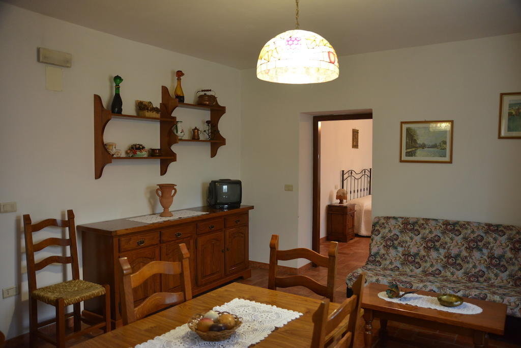 Agriturismo Antica Riserva Castiglione del Lago Habitación foto